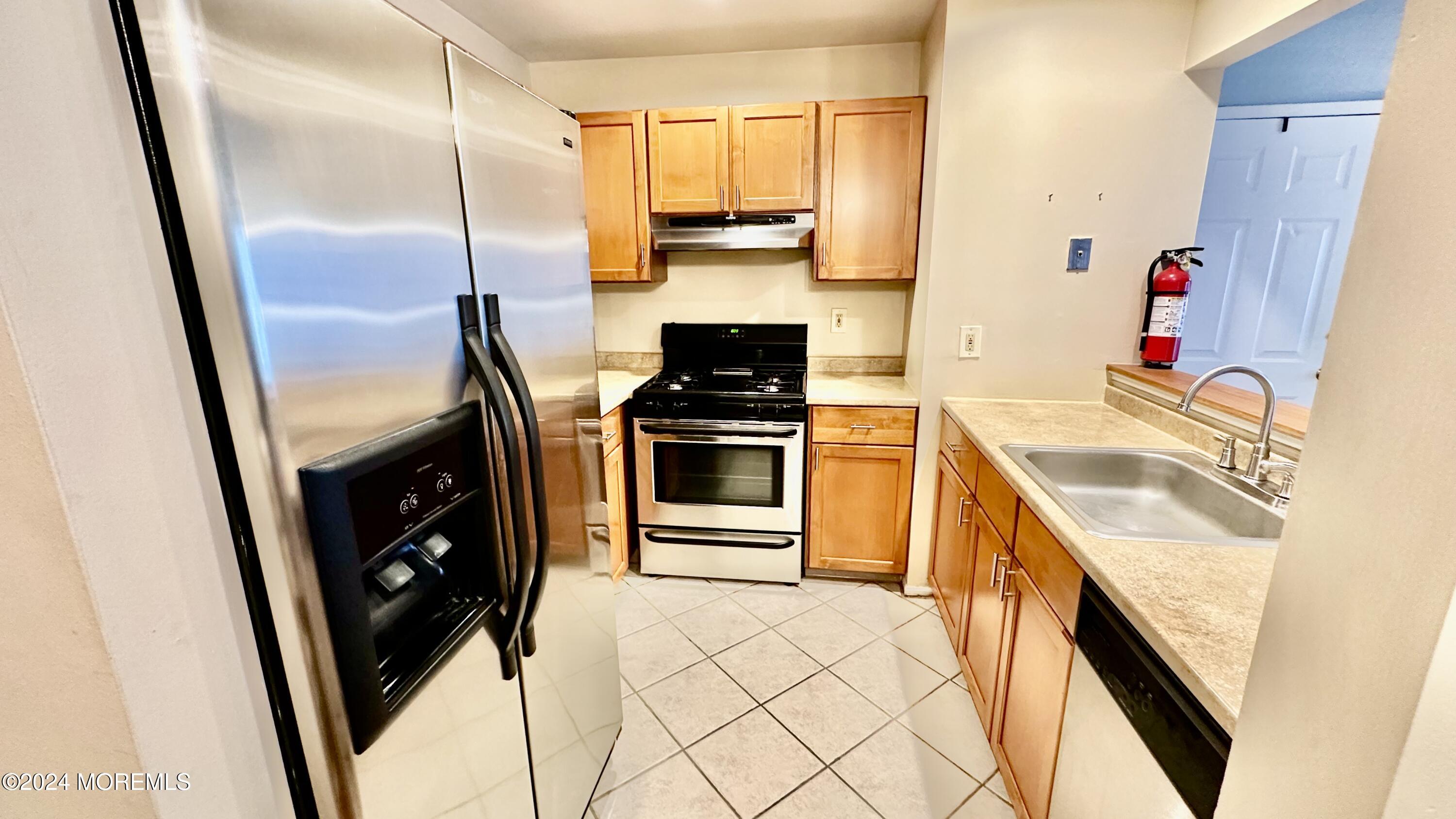 14 Gait Court Tinton Falls NJ 07753