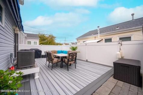 2302 Grand Central Avenue Lavallette NJ 08735