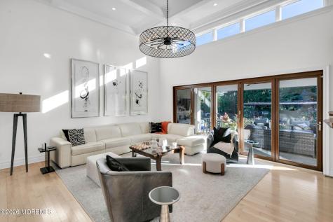 22 Oakes Road Little Silver NJ 07739