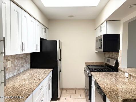 504 Crawford Street Shrewsbury Twp NJ 07724