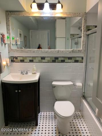 504 Crawford Street Shrewsbury Twp NJ 07724