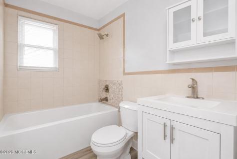 165 Wyckoff Road Eatontown NJ 07724
