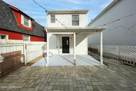 67 S Bay Avenue Highlands NJ 07732