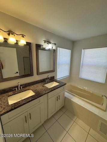 134 Rumford Way Manalapan NJ 07726
