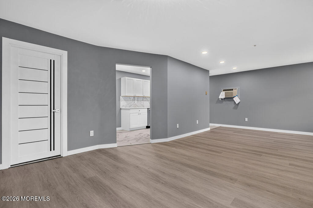 27 Meadow Green Circle Manalapan NJ 07726