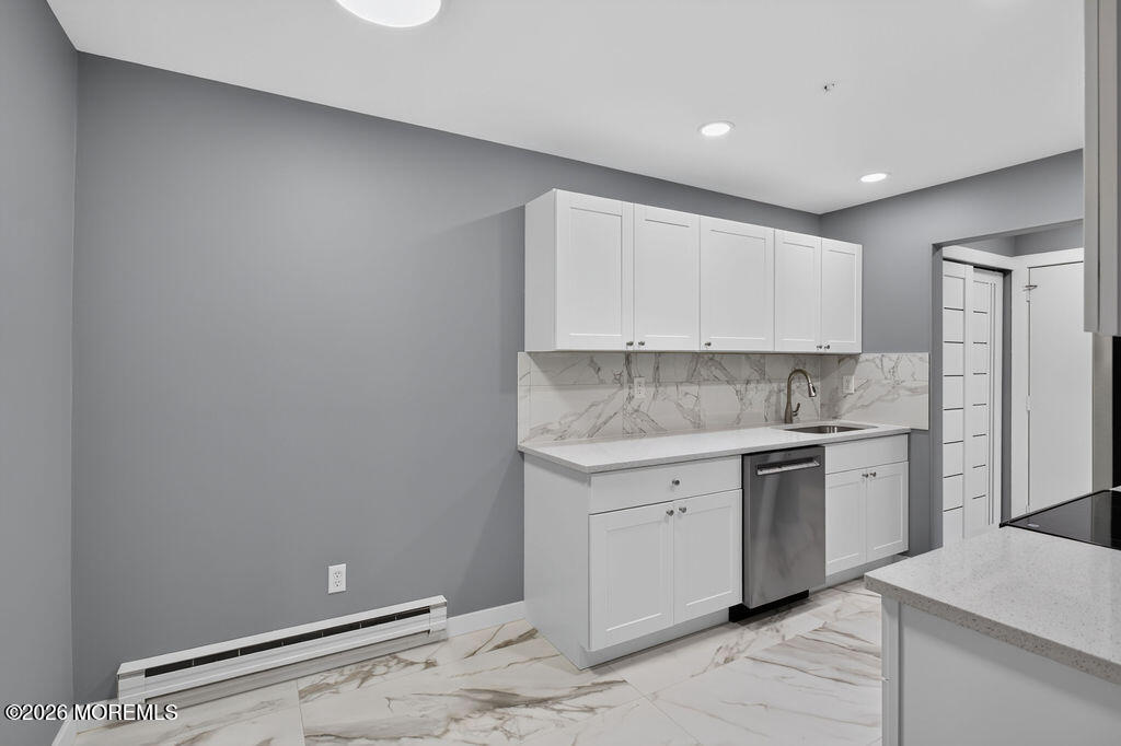 27 Meadow Green Circle Manalapan NJ 07726