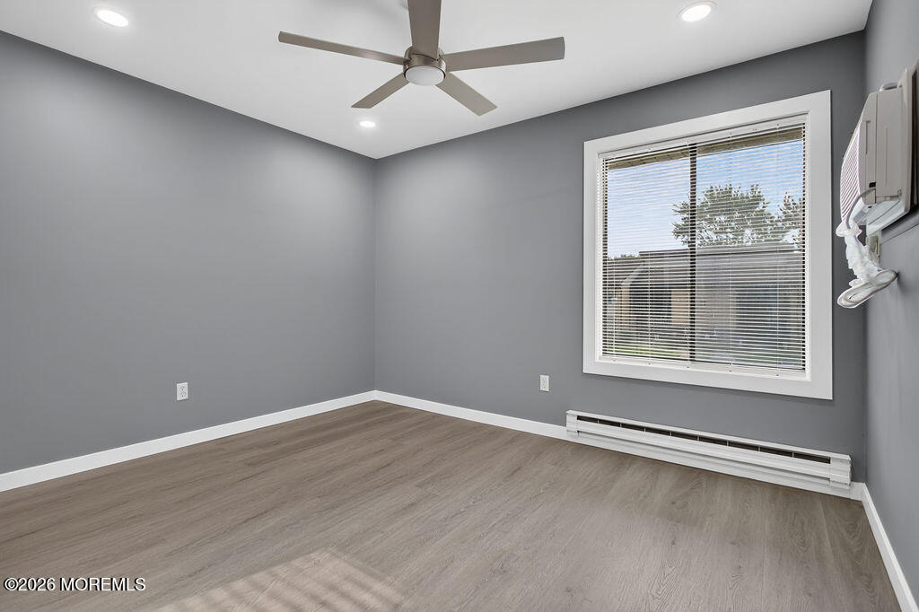 27 Meadow Green Circle Manalapan NJ 07726