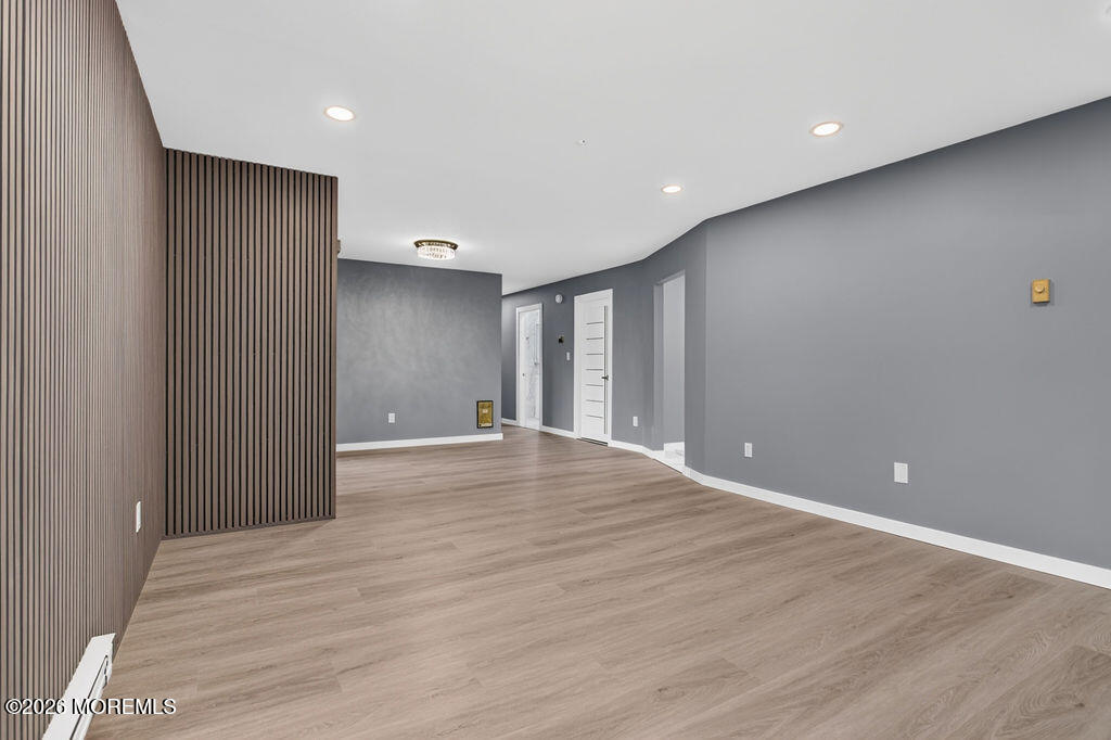 27 Meadow Green Circle Manalapan NJ 07726