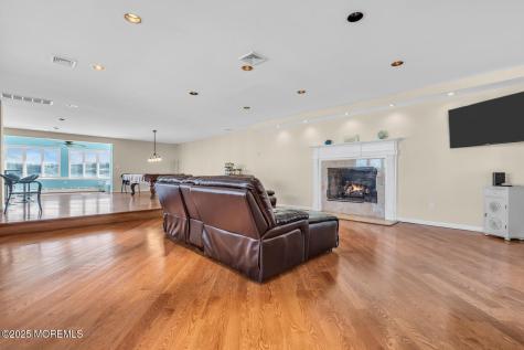 115 N Ocean Avenue Seaside Park NJ 08752