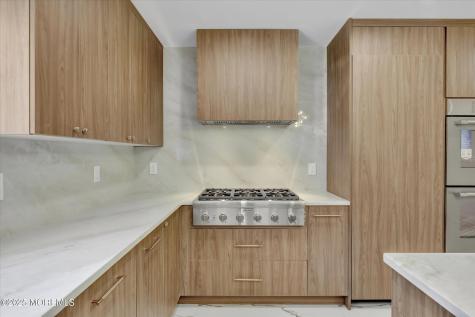 243 Woodcrest Road Oakhurst NJ 07755