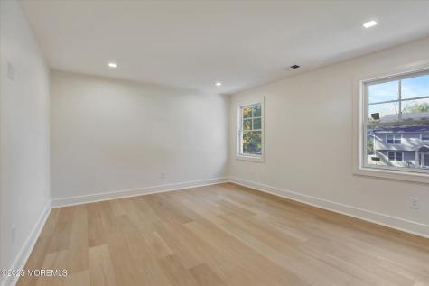 243 Woodcrest Road Oakhurst NJ 07755