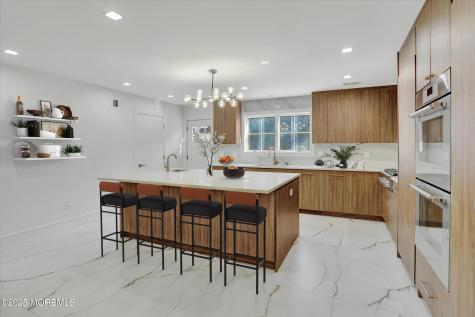 243 Woodcrest Road Oakhurst NJ 07755