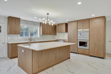 243 Woodcrest Road Oakhurst NJ 07755