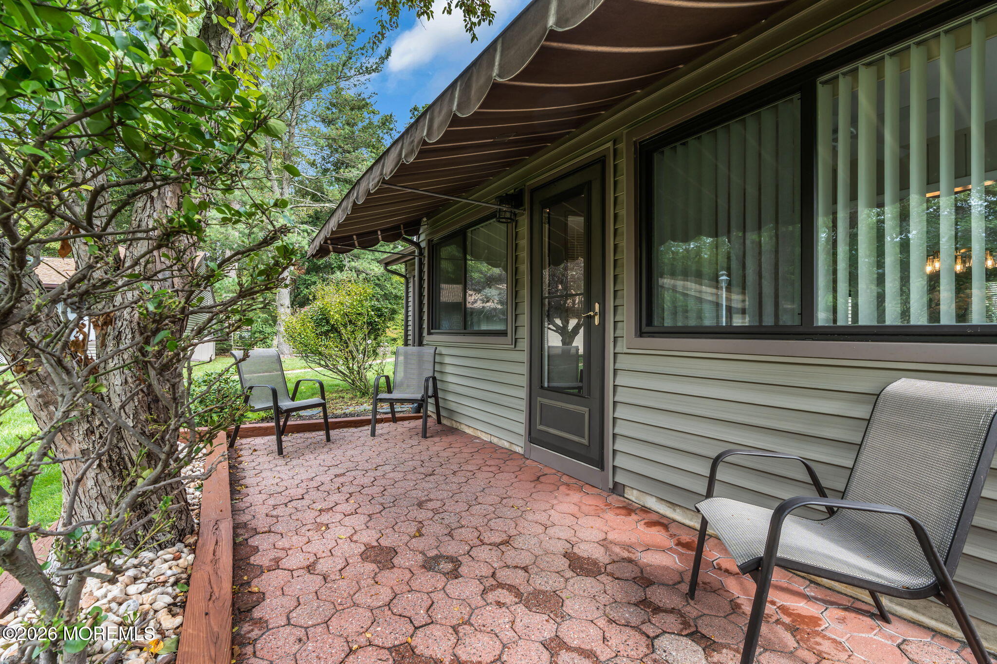 11 Auburn Court Red Bank NJ 07701