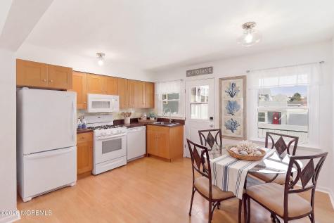75 Grand Central Avenue Lavallette NJ 08735