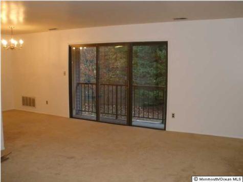 268 Gloucester Court Matawan NJ 07747