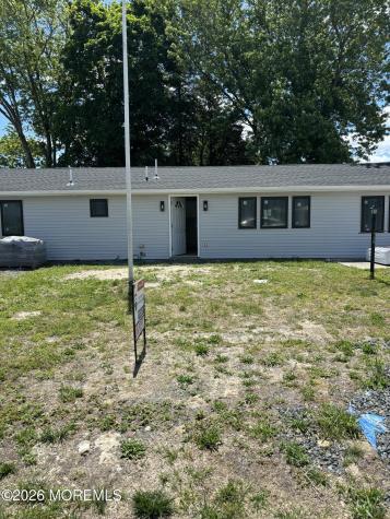 14 Skippers Boulevard Waretown NJ 08758