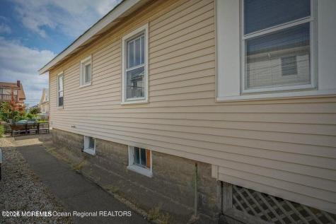 30 M Street Seaside Park NJ 08752