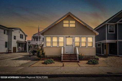 30 M Street Seaside Park NJ 08752