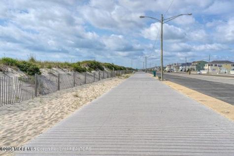 30 M Street Seaside Park NJ 08752