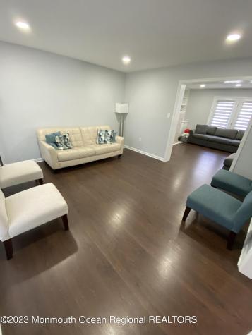 511 W Park Avenue Oakhurst NJ 07755