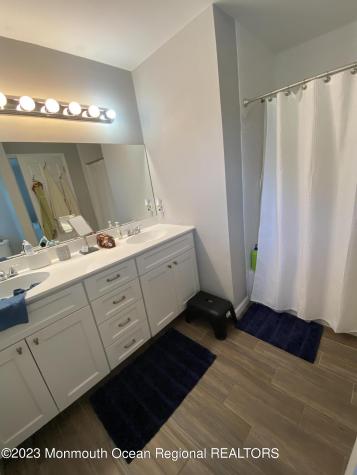 511 W Park Avenue Oakhurst NJ 07755