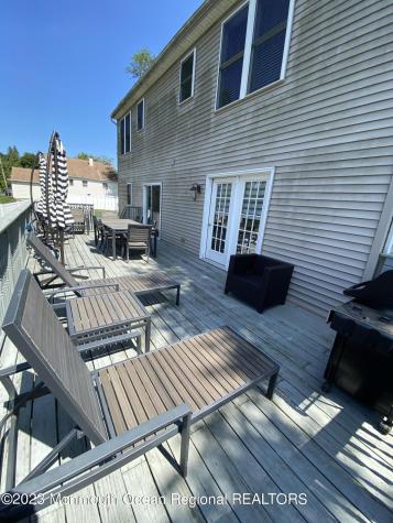 511 W Park Avenue Oakhurst NJ 07755