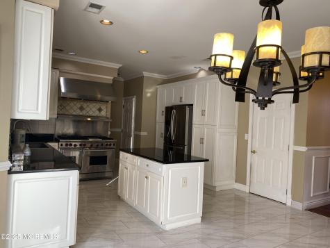 41 Church Road Howell NJ 07731