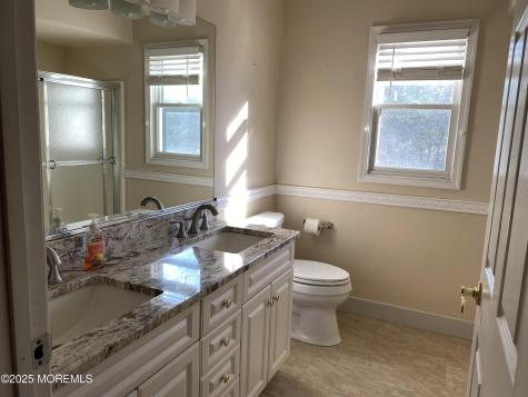 41 Church Road Howell NJ 07731