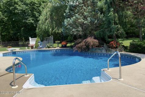 41 Church Road Howell NJ 07731