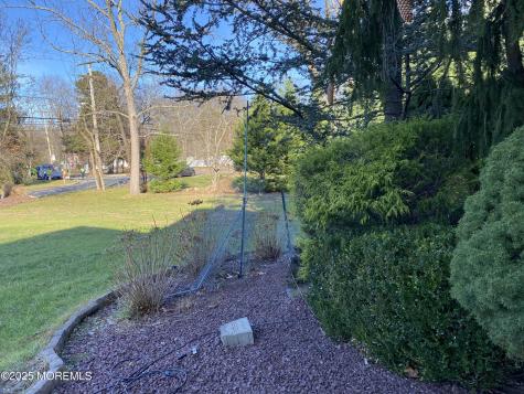 41 Church Road Howell NJ 07731