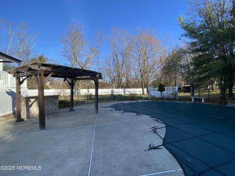 41 Church Road Howell NJ 07731