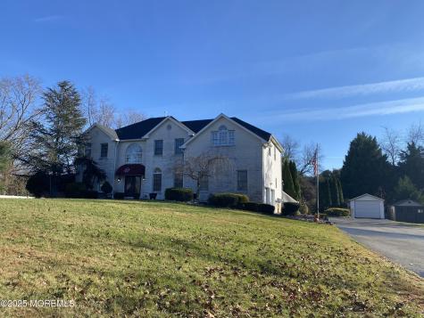 41 Church Road Howell NJ 07731