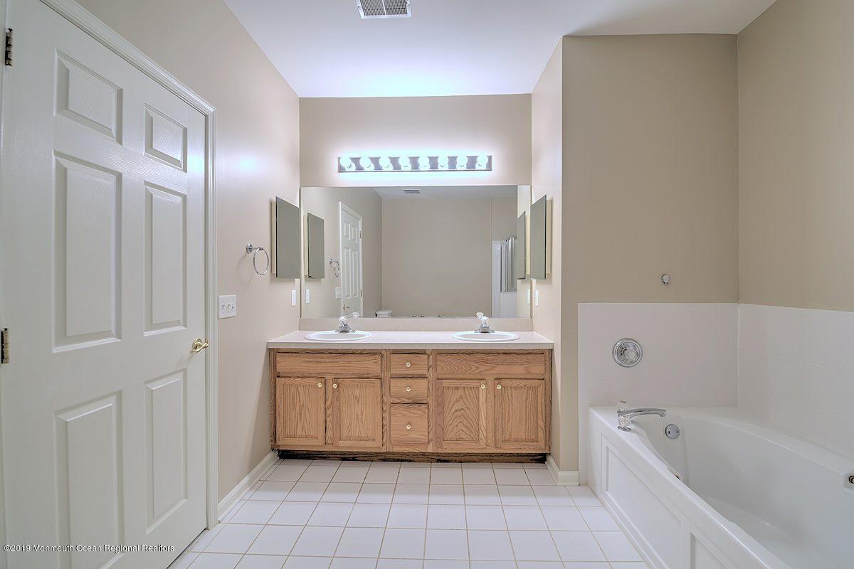 363 Saint Andrews Place Manalapan NJ 07726