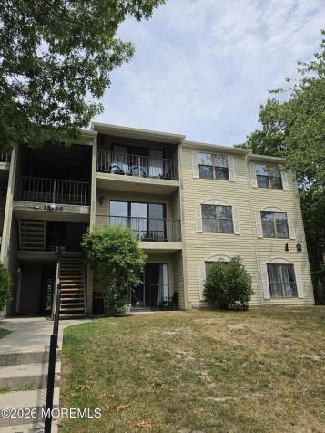 26 Colonial Court Galloway NJ 08205