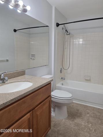 26 Colonial Court Galloway NJ 08205