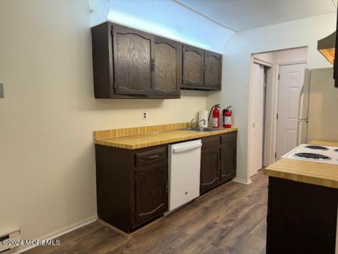 238 Medford Court Manalapan NJ 07726
