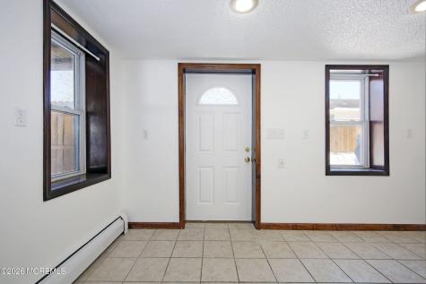 60 Matthews Street Highlands NJ 07732