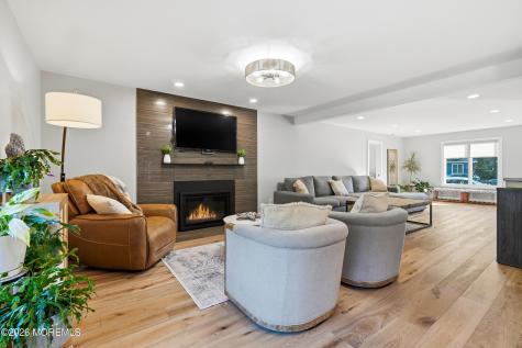 8 Jackson Court Monmouth Beach NJ 07750