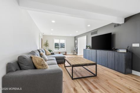 8 Jackson Court Monmouth Beach NJ 07750