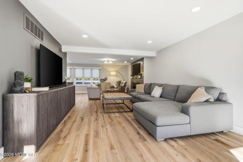 8 Jackson Court Monmouth Beach NJ 07750