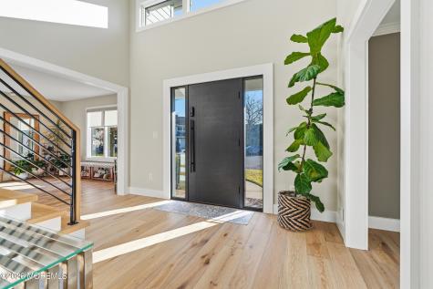 8 Jackson Court Monmouth Beach NJ 07750