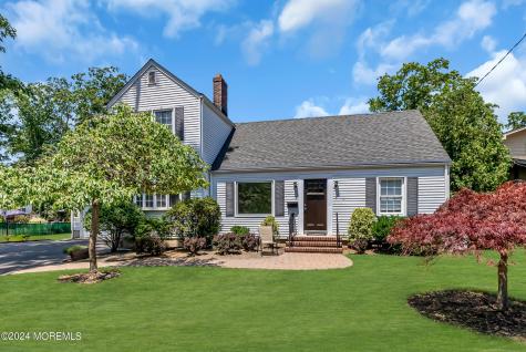 295 Jerome Avenue Oakhurst NJ 07755