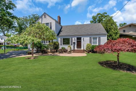 295 Jerome Avenue Oakhurst NJ 07755