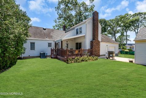 295 Jerome Avenue Oakhurst NJ 07755