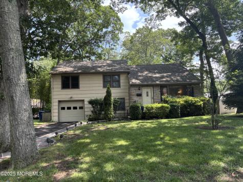 187 Elmwood Road Oakhurst NJ 07755