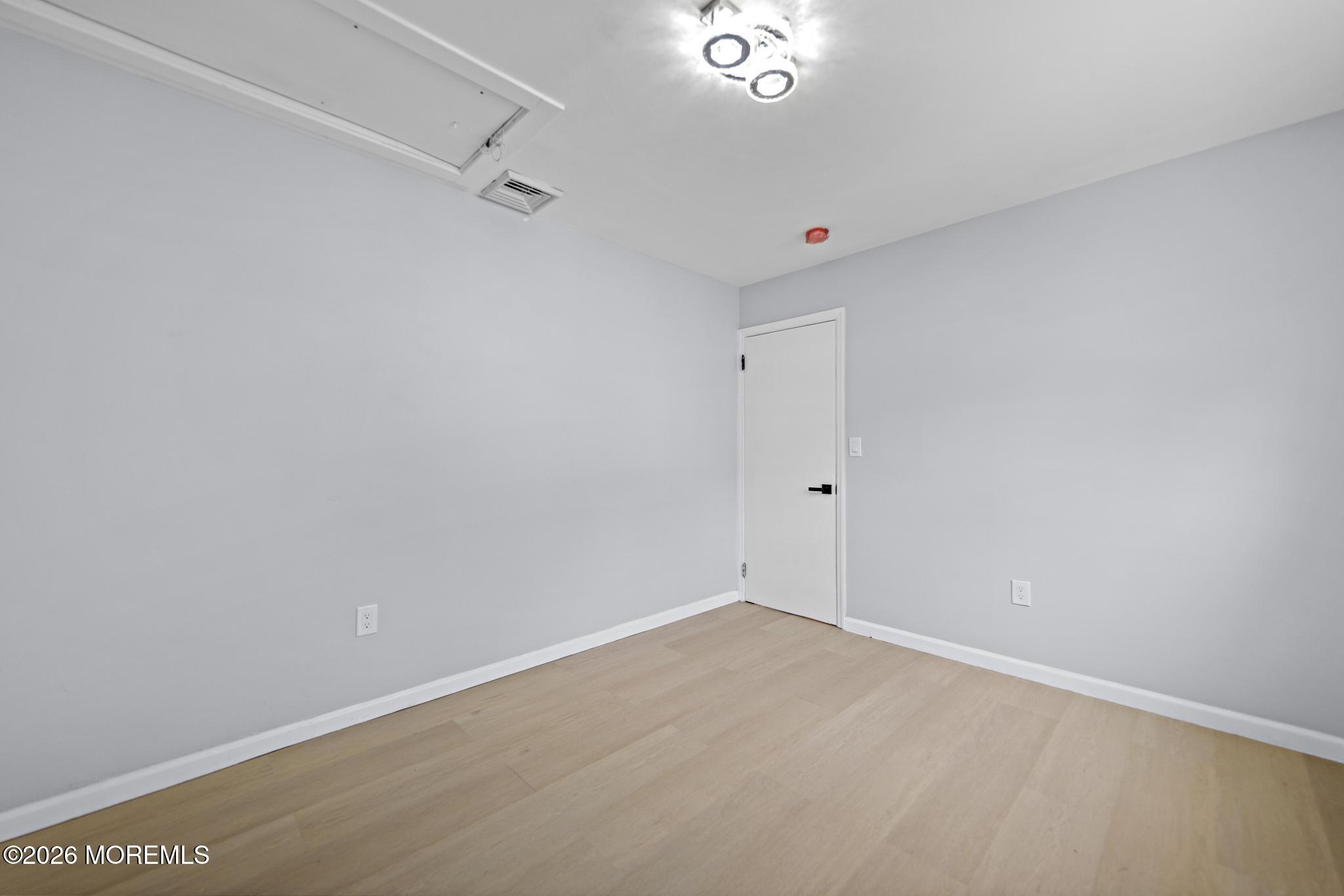 54 Manning Place Keansburg NJ 07734