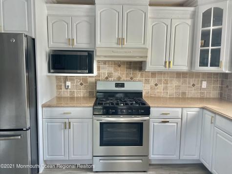 12 Branch Road Oakhurst NJ 07755
