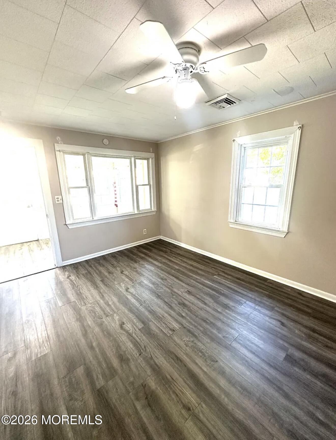 14 Manning Place Keansburg NJ 07734