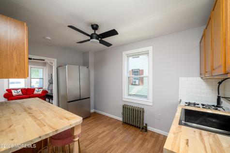 22 Brevent Avenue Leonardo NJ 07737